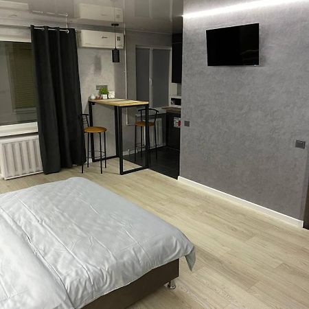 Apartcenter Вип Апартаменты В Центре Города На Гагарина Kryvyi Rih Exterior foto